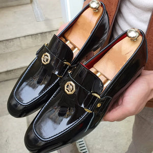 Men Buckled Shiny Leather Shoes